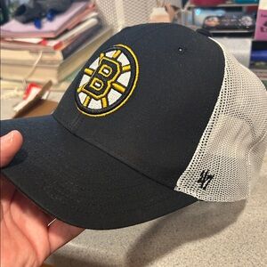 Black and White Boston Bruins Cap